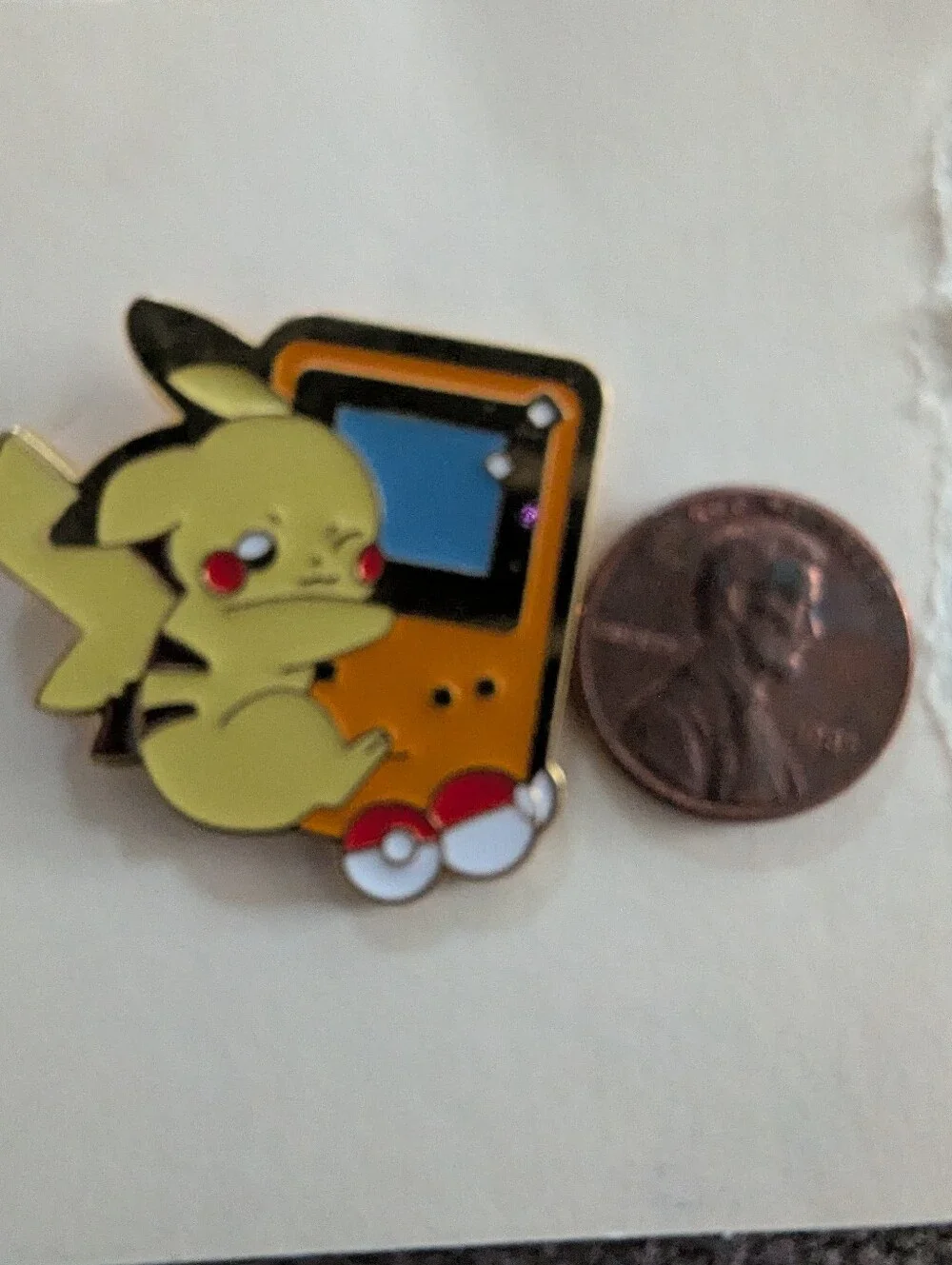 PIKACHU Gameboy Pin - Picture 2 of 4